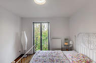 Verkauft: Rarität: Lichterfülltes Wohnhighlight mit ca. 40 m² Dachterrasse u. Penthouse-Feeling – Au 10